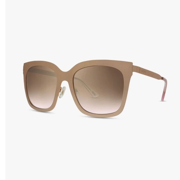 DIFF Ella Sunglasses Rose Gold Frame Brown Gradient Lenses Square NWT - Picture 4 of 11